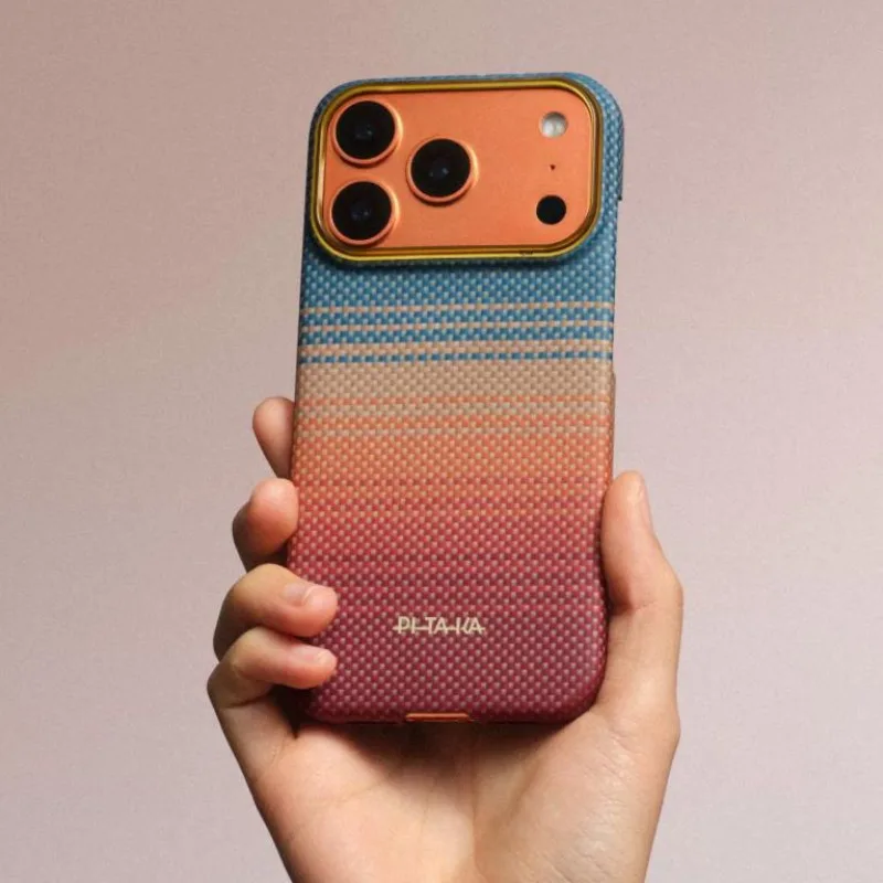 Фото Чехол PITAKA из углеродного волокна для iPhone 17 Pro Max/17 Pro/Air, кевларовый, с поддержкой беспроводной зарядки, магнитный, ультратонкий №2