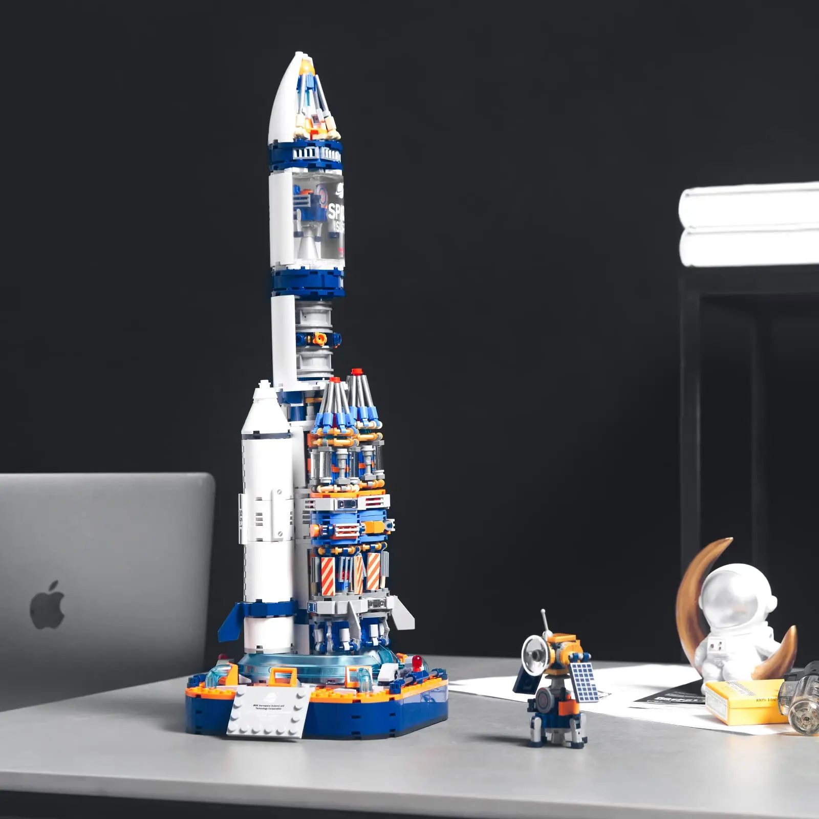 

Creativity Rocket Space Lunar Research Base Building Blocks Space Exploration Toys Building Kit For Adults And Kids Compatible