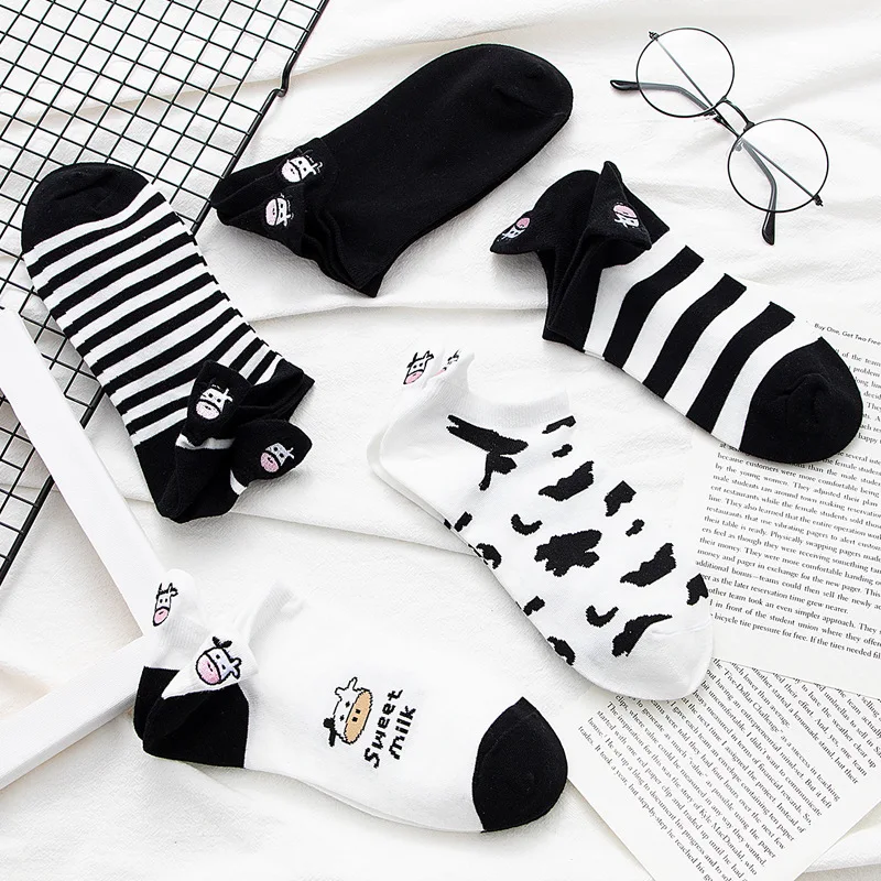 Black and white embroidery socks female ins tide socks shallow mouth summer cartoon cow cute striped boat socks