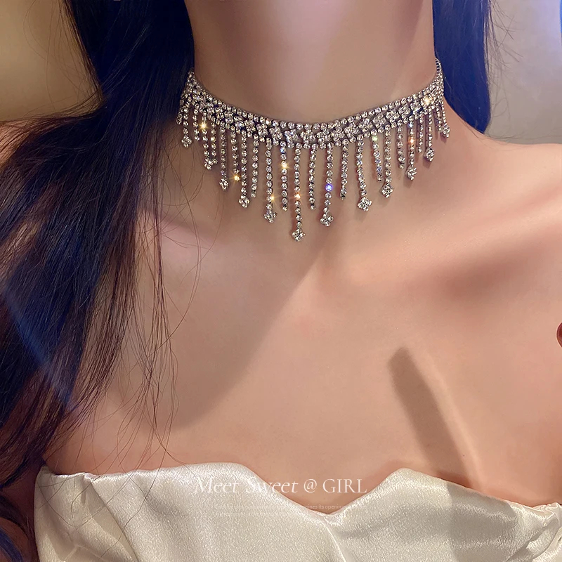 

New Diamond-Studded Tassel Necklace for Women Fashion High-End Design Sense Choker Clavicle Chain Necklace Girls Jewelry