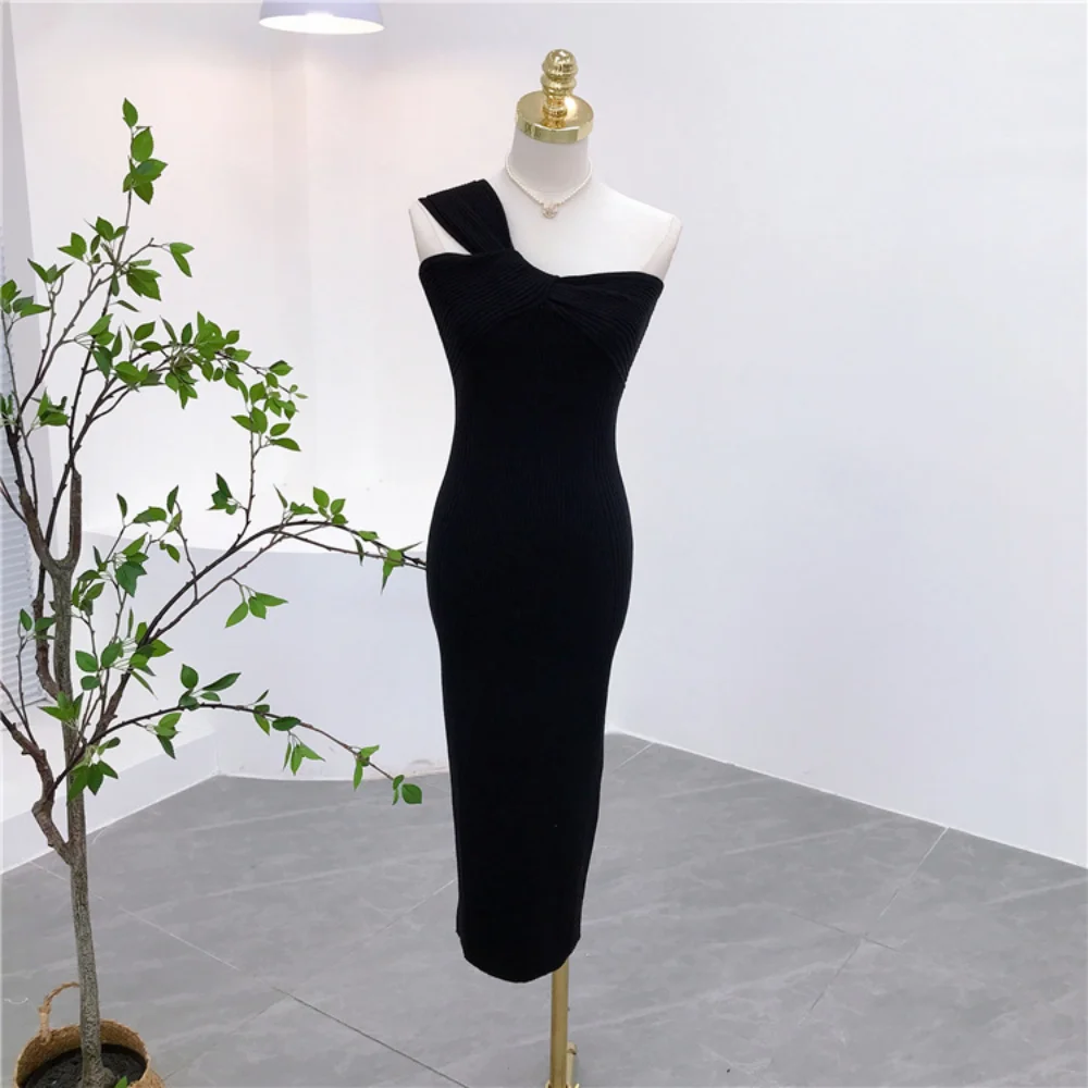 

Женское облегающее платье без рукавов со складками, летнее Привлекательное элегантное платье средней длины на одно плечо в стиле знаменито...