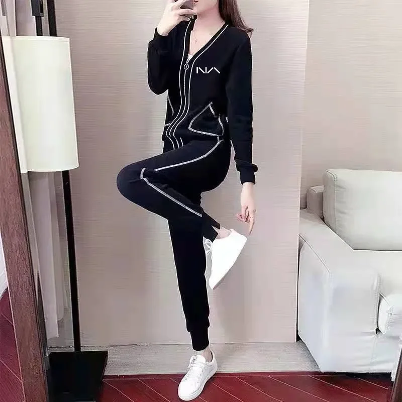 

2023 Осенняя Женская одежда из двух предметов для гольфа, костюмы для гольфа, женская одежда для гольфа, спортивный костюм, женский комплект, вязаная теннисная юбка для гольфа