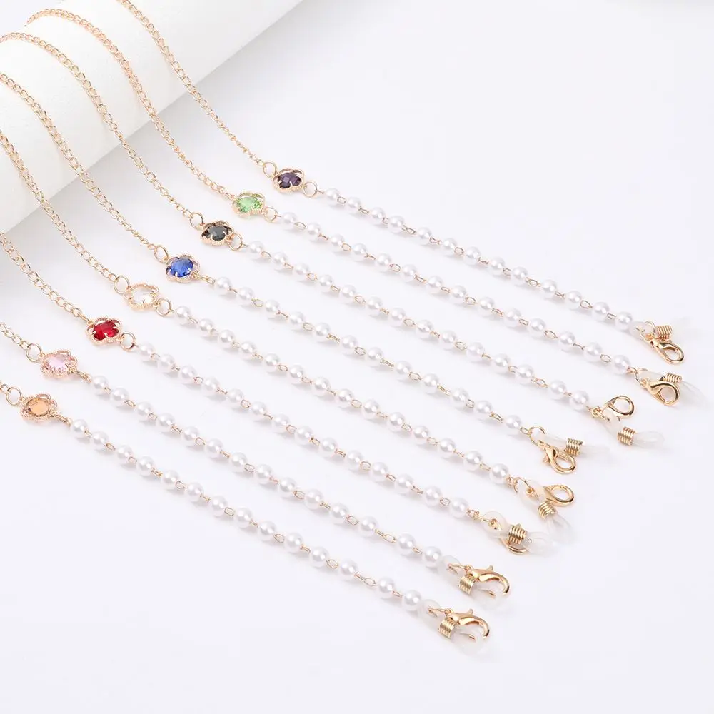

1Pc Pearl Beaded Eyeglass Chains for Women Crystall Sunglasses Chains Metal Eyewear Strap Cord Holder Glasses Necklace Rope 2022