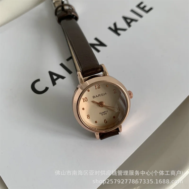 Интернет-знаменитости ниша во французском стиле маленький циферблат часы с