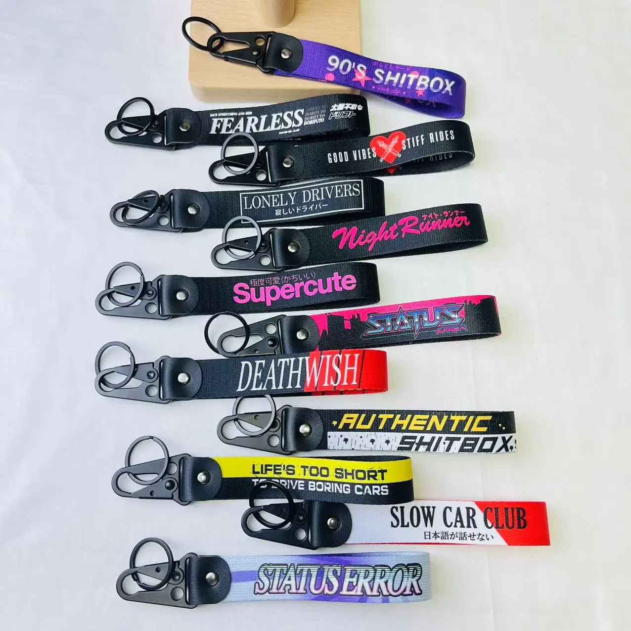 Автомобильный брелок с принтом уникальный надписью старые автомобили