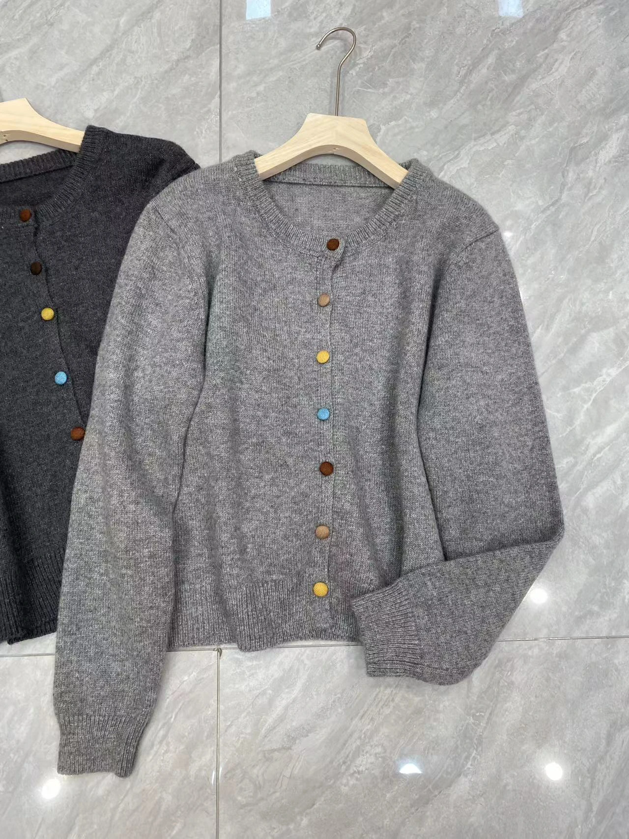 722025 Утепленный женский кардиган Raccoon Velvet