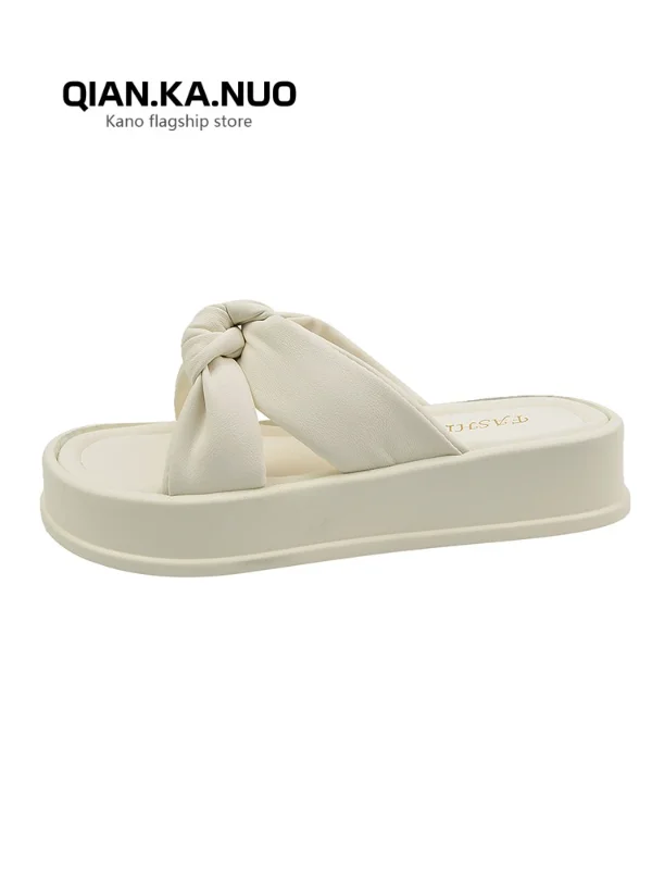 Summer New Soft Sandals Women's Thick Sole Hollow Breathable Mesh Roman Sandals Flat and Simple