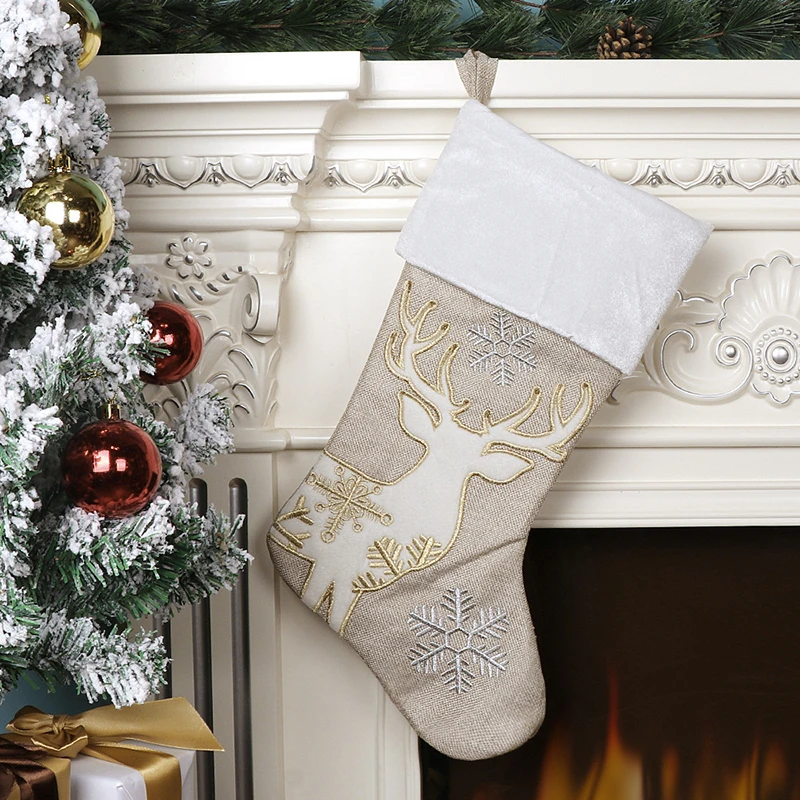 

Christmas Stockings Socks with Elk Printing Candy Gift Bag Exquisite Snowflake Fireplace Xmas Tree Decoration New Year