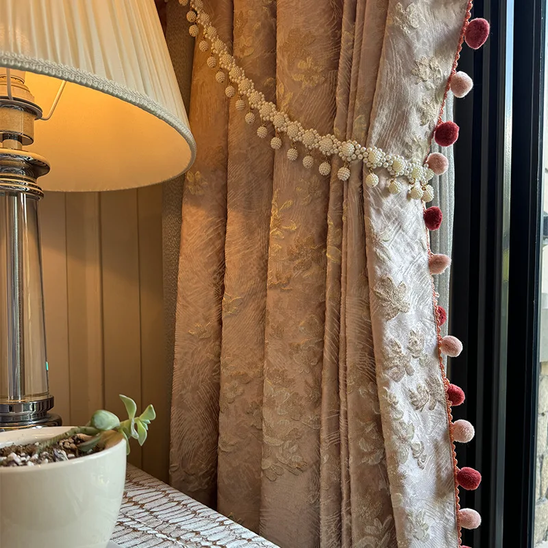 Розовая камелия светлые роскошные жаккардовые утолщенные плотные шторы с