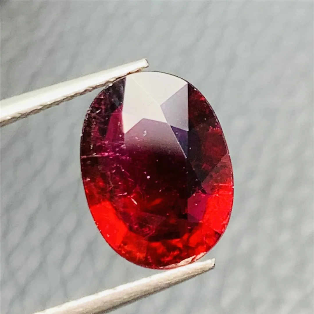 1Pcs/Lot Natural Tourmaline Loose Gemstone Oval Multiple Faceted Red DIY Material Valet Inlay Jewelry Necklace Ring Bracelet Man