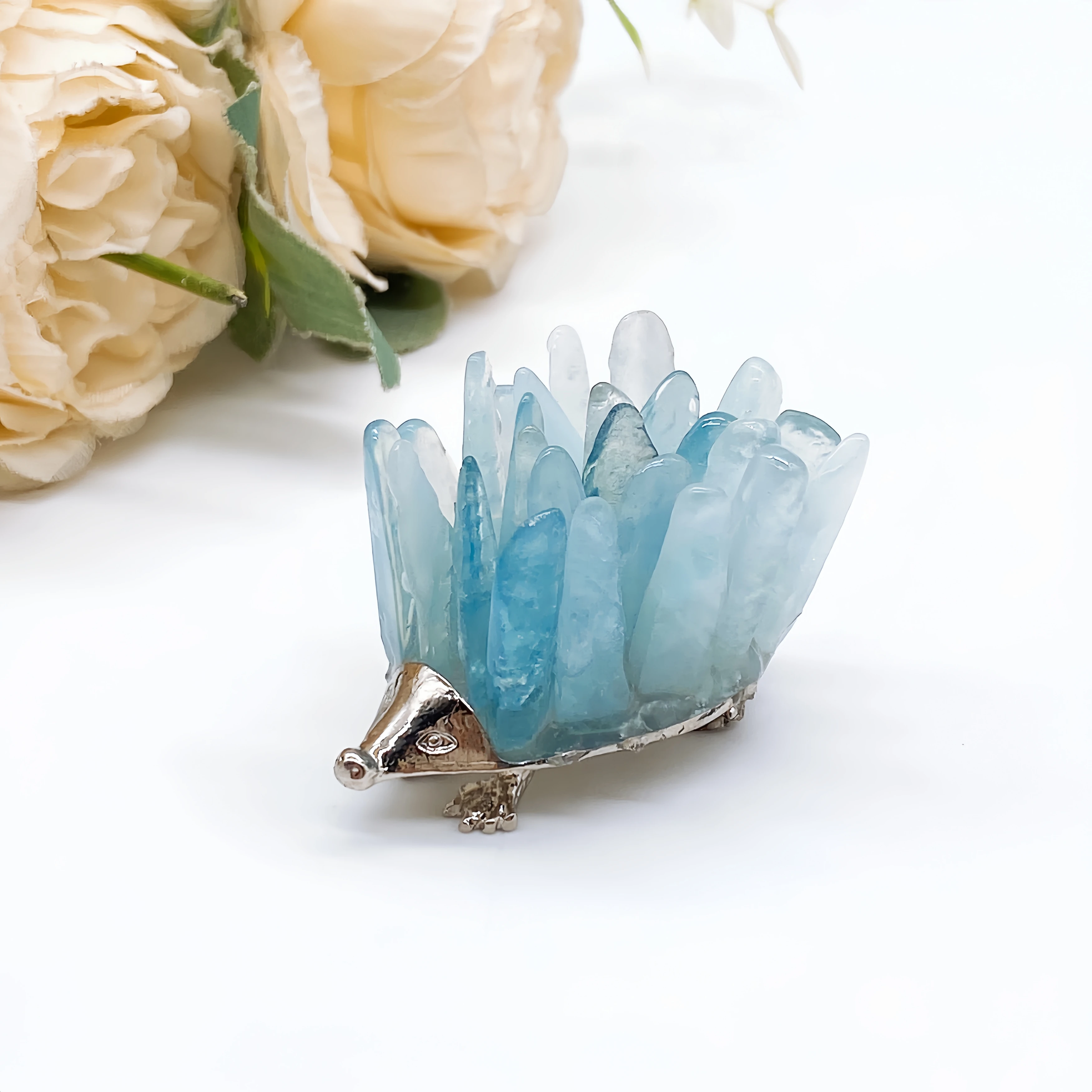 

Натуральный синий аквамарин ежик кристалл