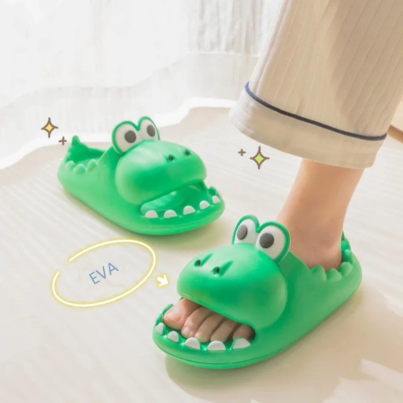 Cartton Shark Slippers Women Soft EVA Home Slide Sandals Bathroom Shoes Men Summer Beach Slippers Flip Flops