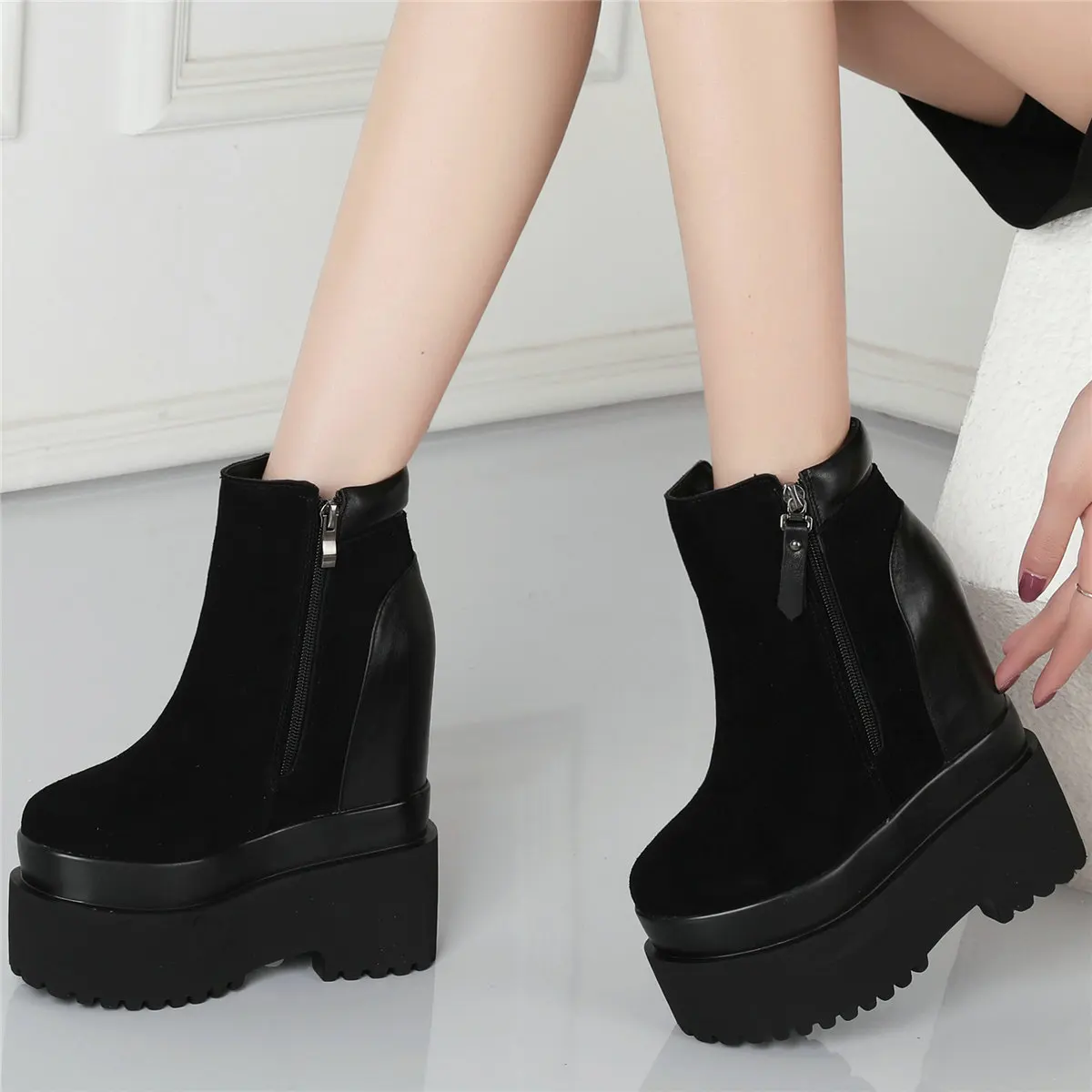 Winter Fashion Sneakers Women Genuine Leather Super High Heels Ankle Boots Female Round Toe Chunky Platform Pumps Casual Shoes