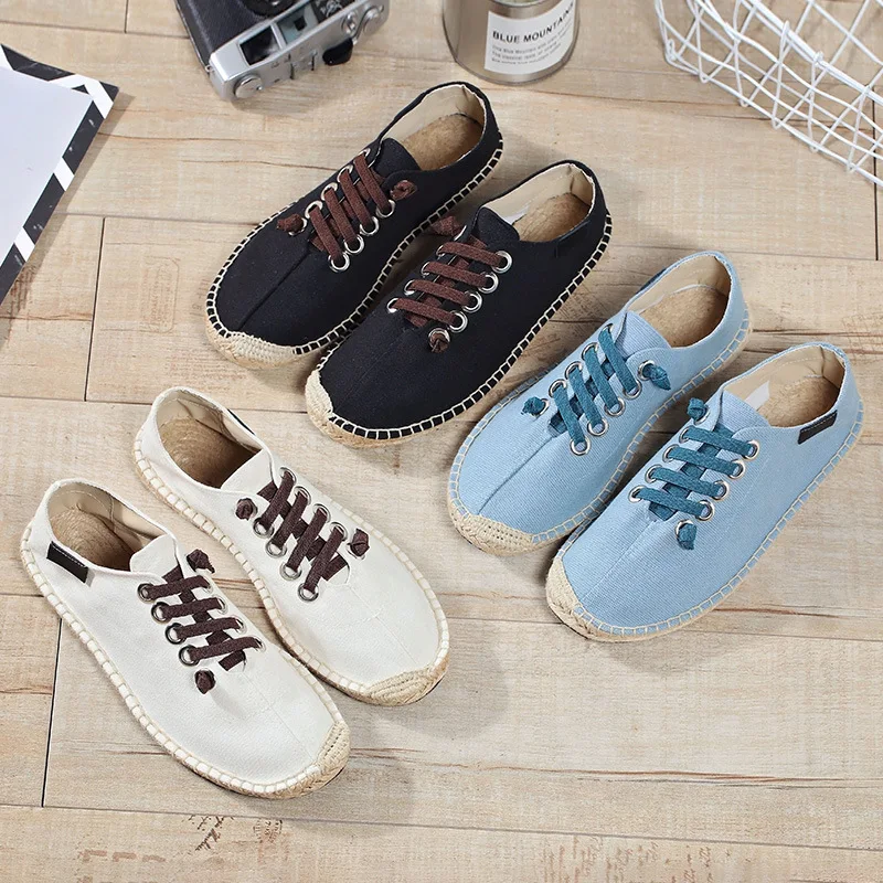 

2023Fashion Canvas Breathable Men's Peas Shoes Solid Color Nonslip Men Driving Shoes Spring Autumn New British Casual Sneakers