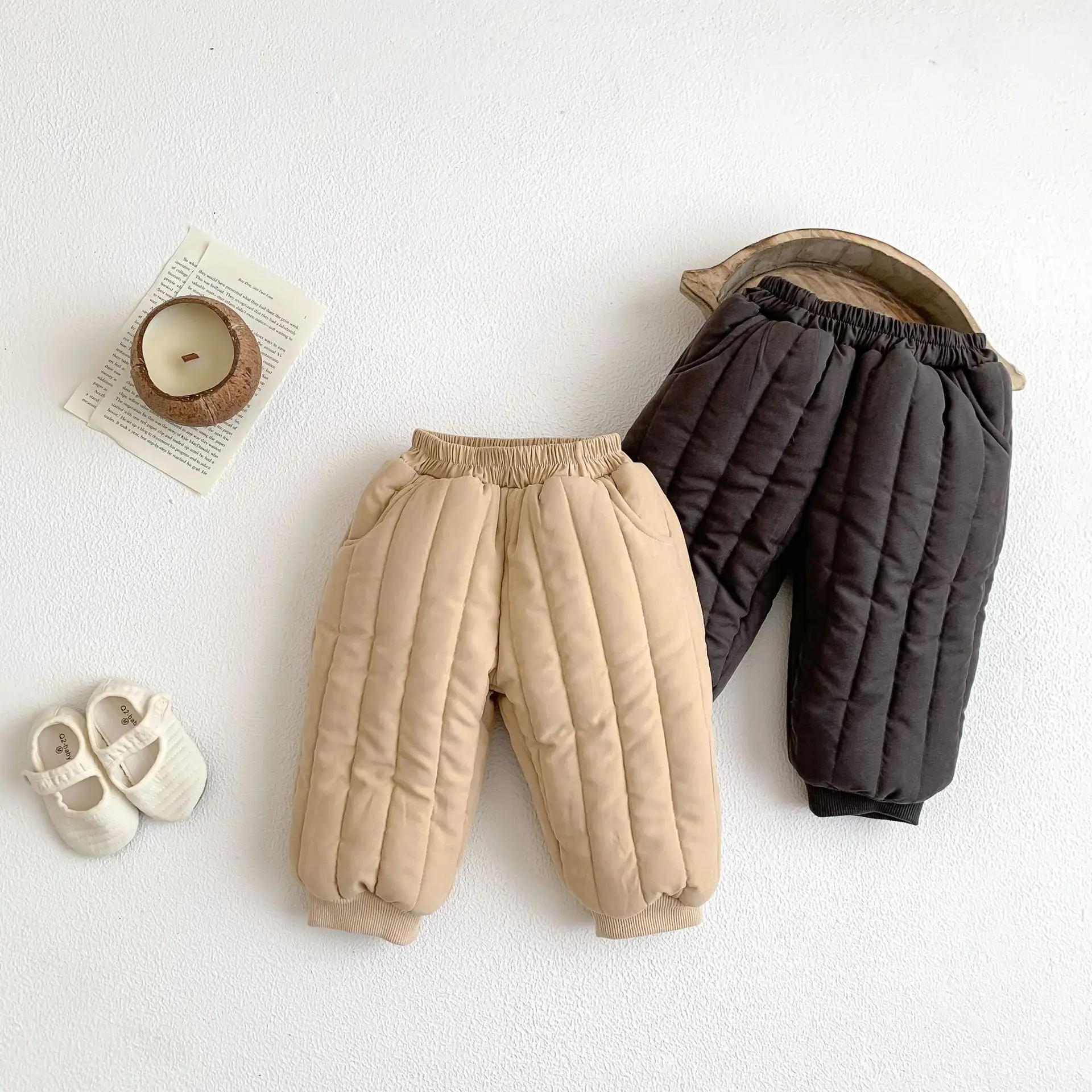 

2022 Autumn Winter New Baby Thicken Plus Velvet Pocket Pencil Pants Children Boy Girl Solid Casual Cotton Trouser Infant Clothes