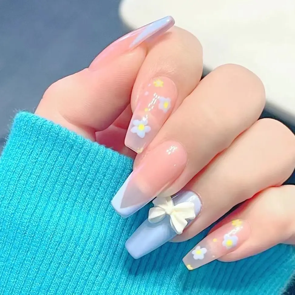 

Hand-wearing Armor Summer Ins Style Ice Blue French Butterfly Cute Fresh High-level White Fake Nail Patch