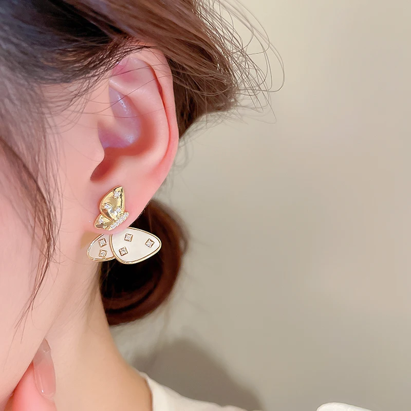 

Real Gold Plating Silver Needle Zircon Butterfly French Light Luxury Senior Sense Earrings Elegant Temperament Earrings Female