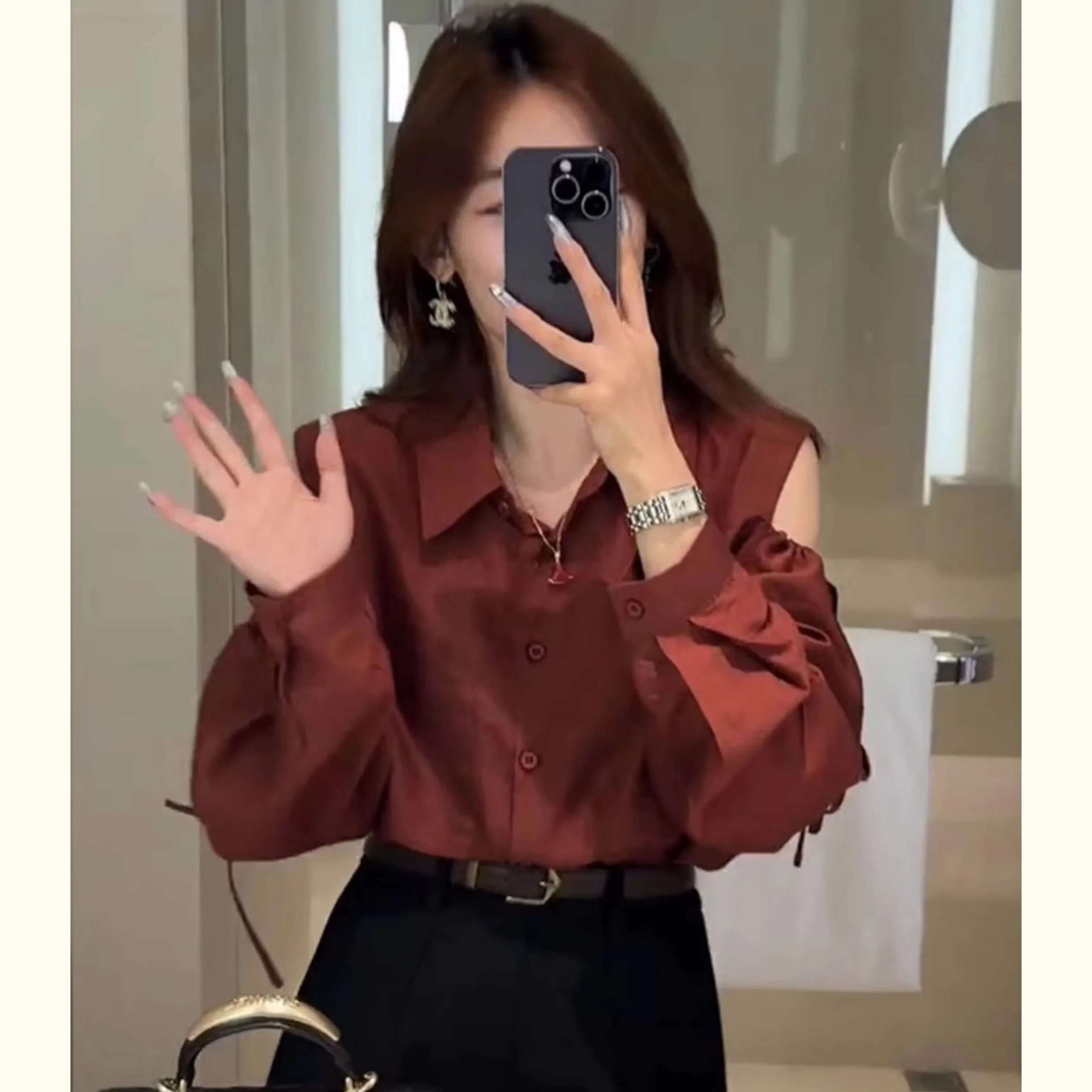 Женская рубашка-поло с длинным рукавом открытыми плечами