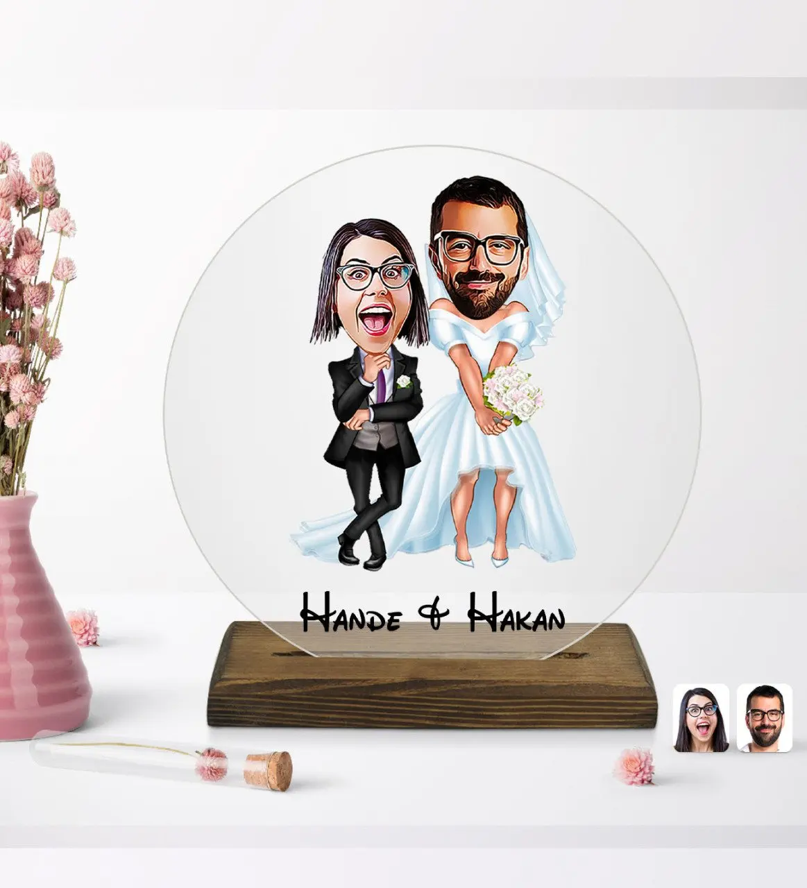 

Personalized valentine cartoon round wooden stand Biblo-16
