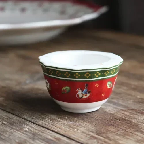 

Фарфоровые тарелки европейского стиля