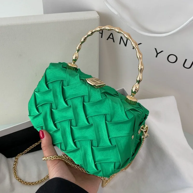 

Chain Fashion Shoulder Bags for Women 2023 Trend Small Square Box Crossbody Bag Woven Design High Quality New in Luxury Handbag