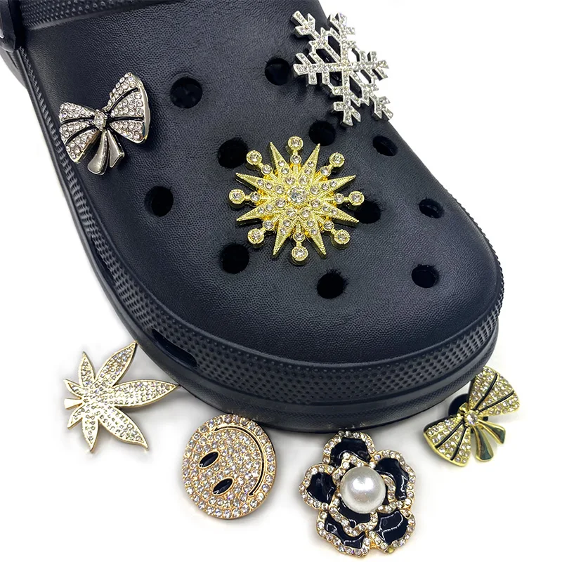 

1 шт. Блестящий дизайнерский галстук-бабочка, подвеска для обуви, металлический Снежный КРОК, джинсы, украшения для джинсов, светящийся браслет, подарок для девушки