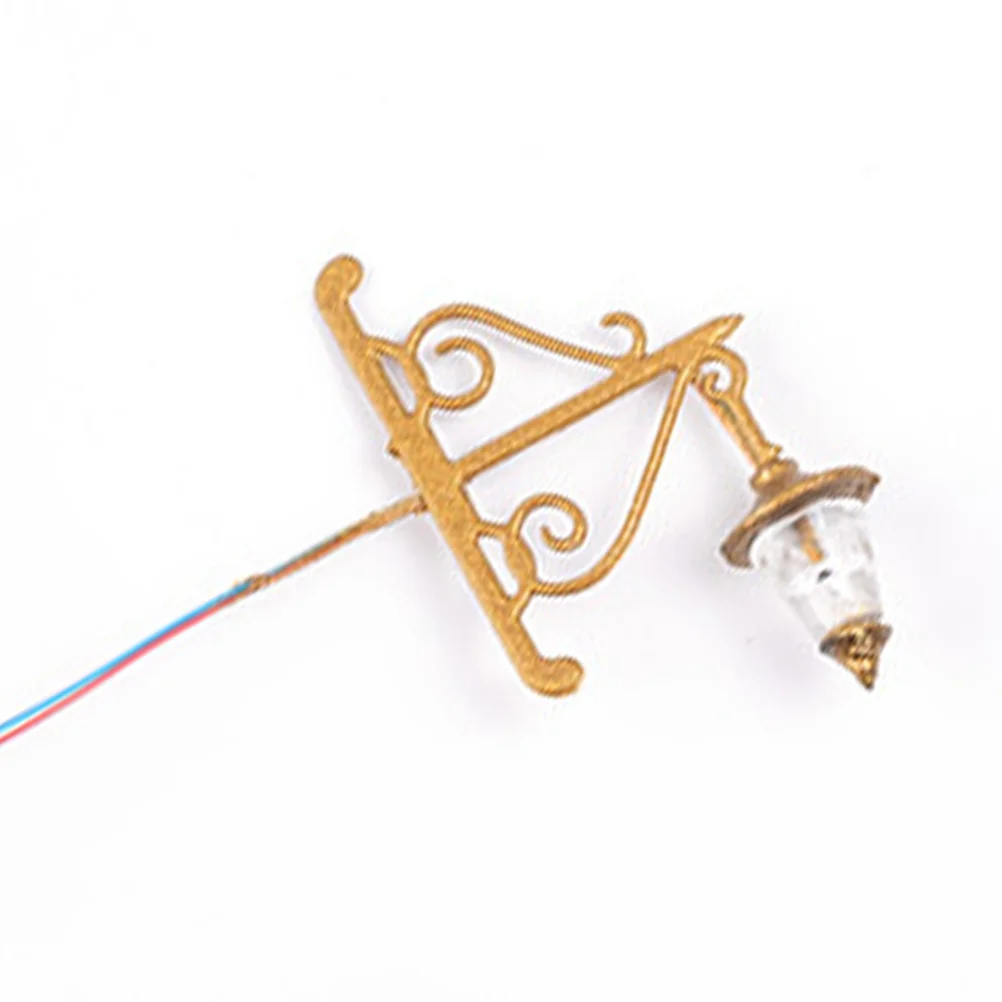 Рисунок 3 - крошечная настенная лампа мох модель