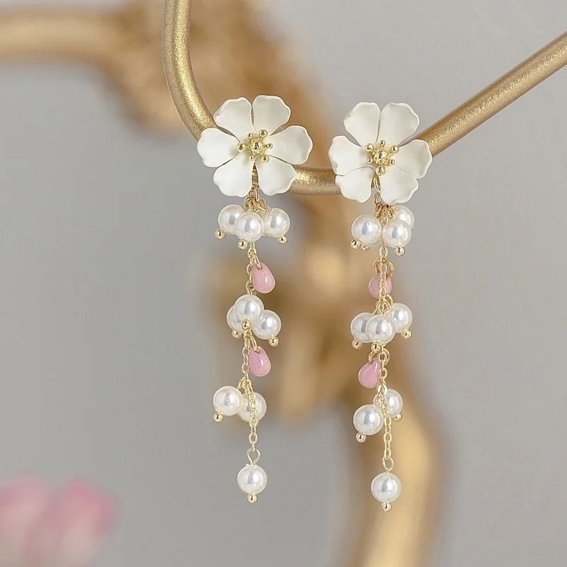 

Minar Korean Style Imitation Pearl Flower Drop Dangle Earrings for Women White Color Floral Petal Long Tassel Earring Oorbellen