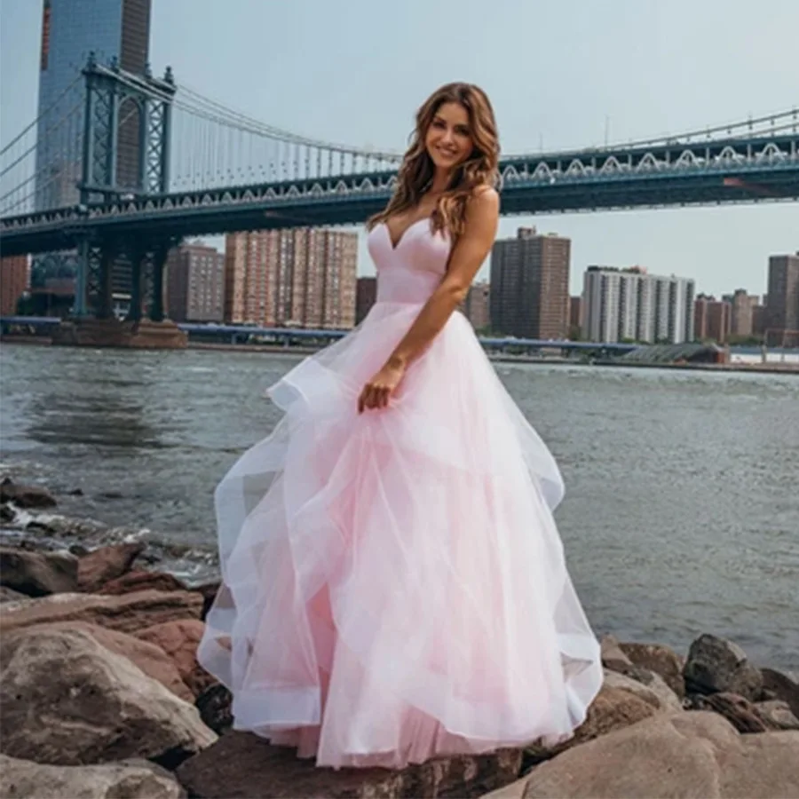 Women Prom Dress 2023 New Sexy Spaghetti Deep V-neck Backless Fashion Slim Waist Pleated Wedding Evening Party Occasion Dresses