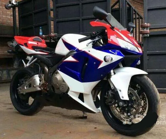 

Обтекатели из АБС-пластика для HONDA CBR600RR F5 2005 2006 05 06