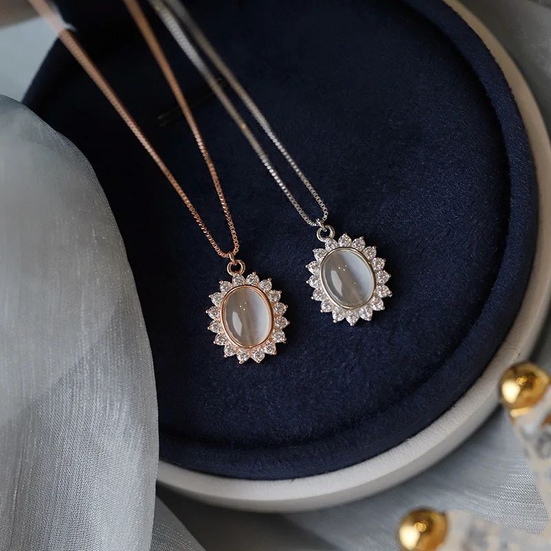 

Trendy Flower Shaped Pendant Necklace for Women Temperament Crystal Zircon Imitation Opal Chain Necklace Wedding Jewelry Gifts