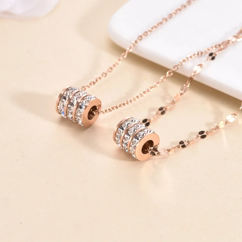 

Original New High-quality Swa Heart-shaped Women's Clavicle Necklace Jumping Geometric Round Crystal Pendant Necklace