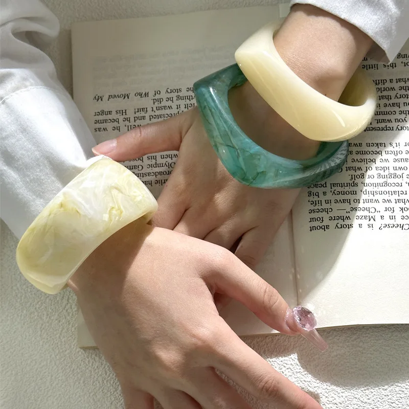 Yuyu Европейский и американский весенне-летний новый модный браслет из смолы