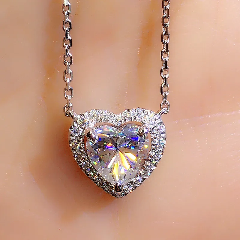 

CAOSHI Chic Heart Pendant Necklace for Women Shiny Crystal CZ Delicate Bridal Jewelry Elegant Young Lady Engagement Accessories