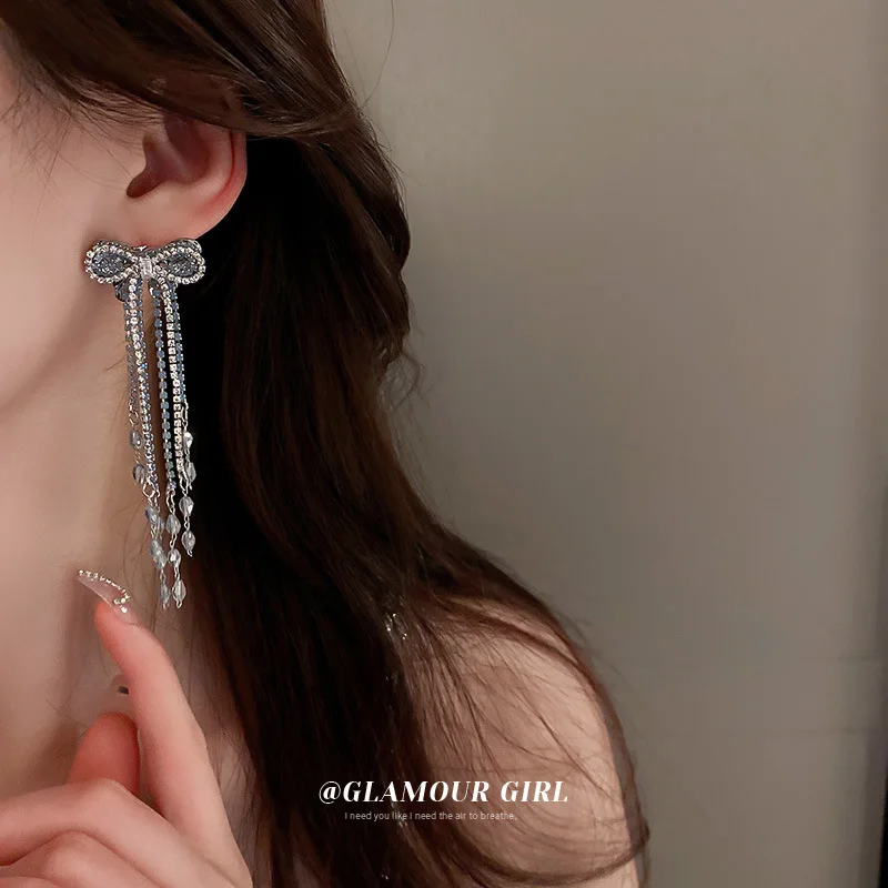 

Fashion Crystal Rhinestone Bow Tassel Earrings for Women New Style Design Personality Trend Niche Studs 2022 Women's Jewelry