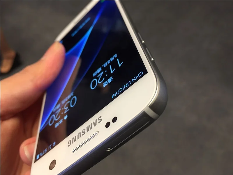 Samsung Galaxy S7 G930U OR G930F Original Refurbished  Unlocked Smartphone 32GB 5.1 Inches 13MP  3000mAh Single SIM Mobile Phone