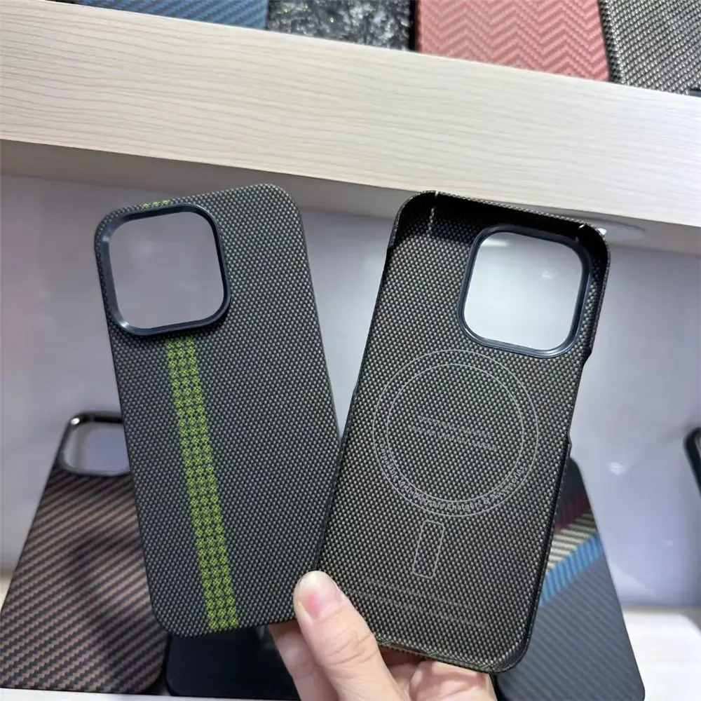 Оригинальный чехол MagSafe из настоящего углеродного волокна Арамид для iPhone 15 Pro Max