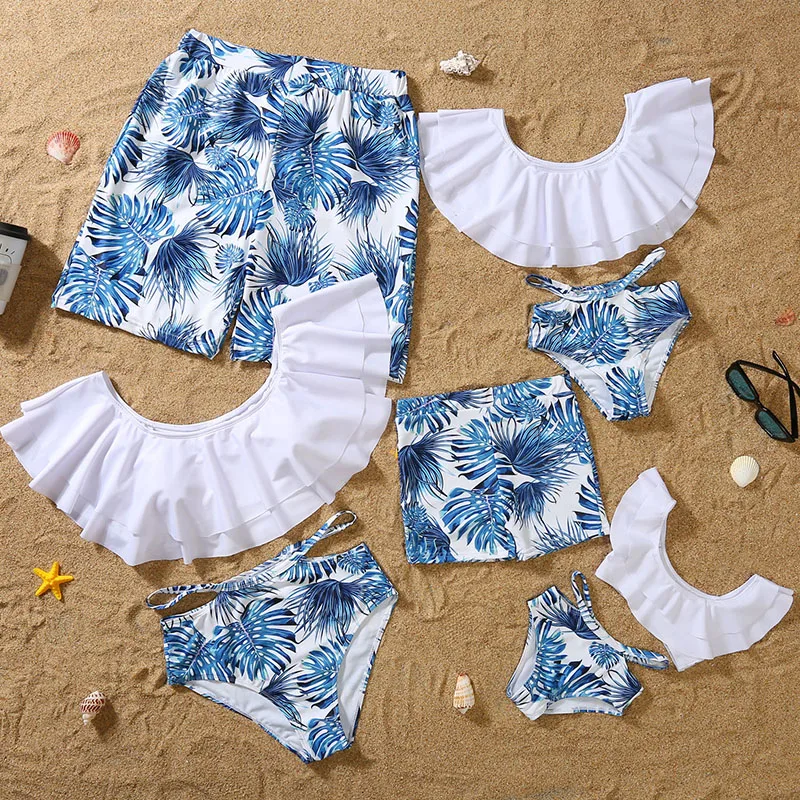 Summer Mommy and Daddy Son Daughter Clothes Clothing Bikini Sandbeach Swimsuit Family Matching Outfits Leaf Printing Swimwear