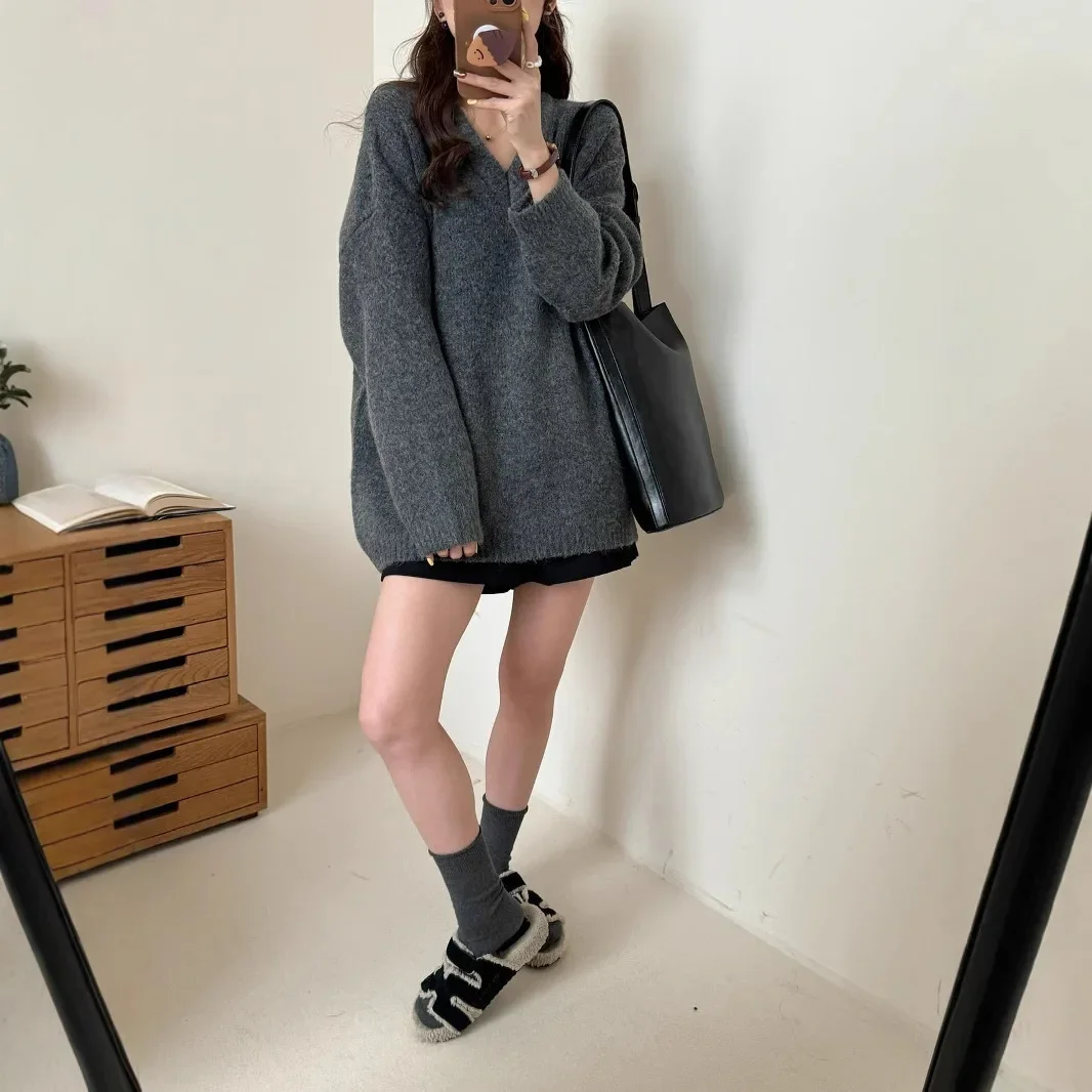 2024 женский зимний свитер с длинными рукавами и v-образным вырезом нежный