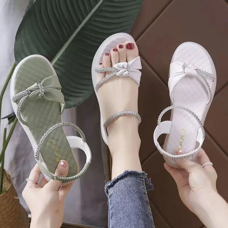 Soft-soled Sandals Flat Bottom for Female Students 2023 Summer New Fairy Wind with Skirt with Sandals.