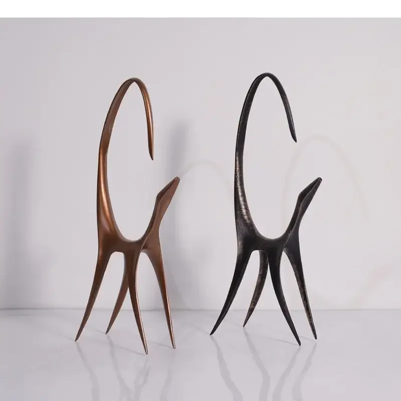 Скульптура abstraite dɺnimal de Женская ящерица