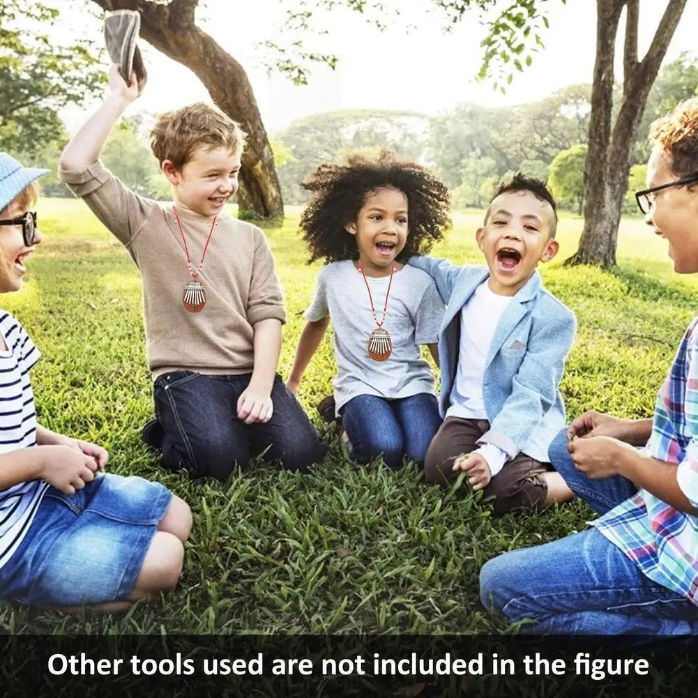 

Портативный 8-тоновый мини-калимба в форме детского просвещения Музыка деревянный Рождественский большой палец детский подарок пианино в и...