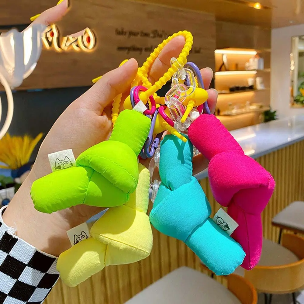 

Handmade Female Bag Pendant Girls Twist Buckle Keychain Fabric knot KeyRing Bag Ornament Twisted Knotted Keychain