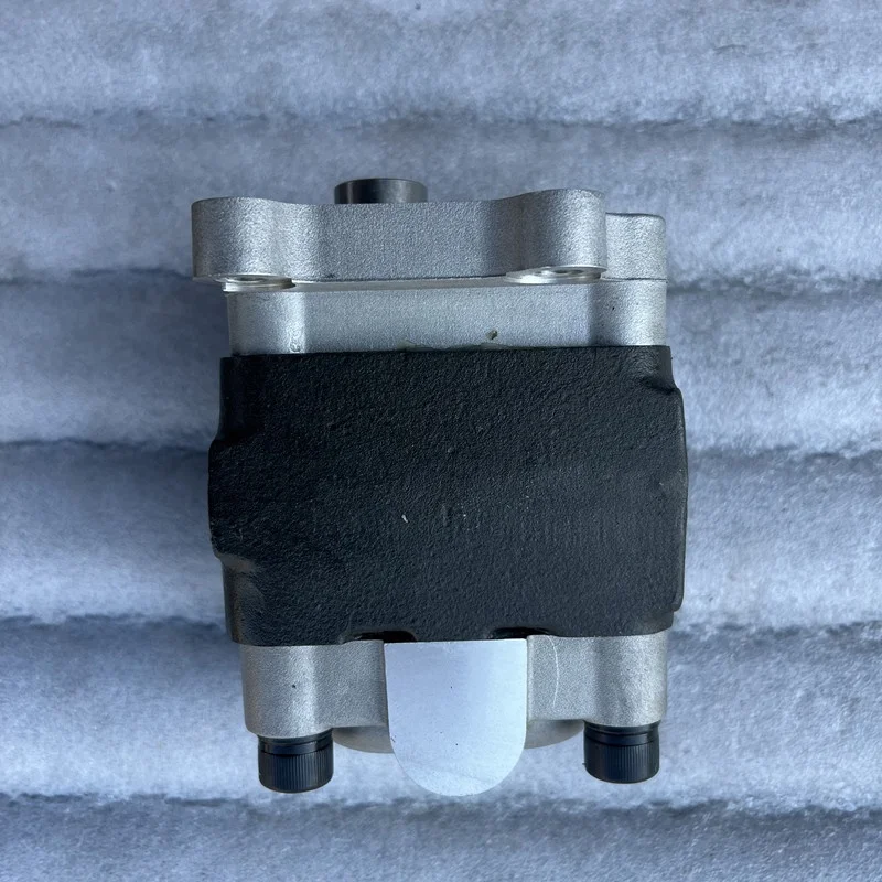 PC35MR-2 Шестеренчатый насос PC35-2 705-41-07180