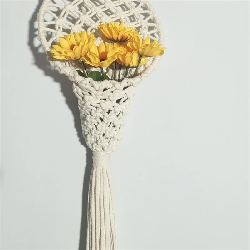 

Hand-woven Bohemia Macrame Flower Planter Pots Wall Hanging Artistic Tapestry Planter Hanger for Room Decoration