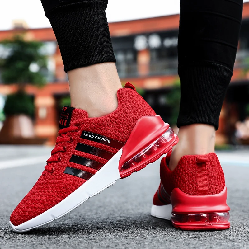 Brand Keep Running Shoes For Men Red Air Sports Shoes Fashion Knitted Men's Sneakers Outdoor Light Mens Trainers tenis masculino