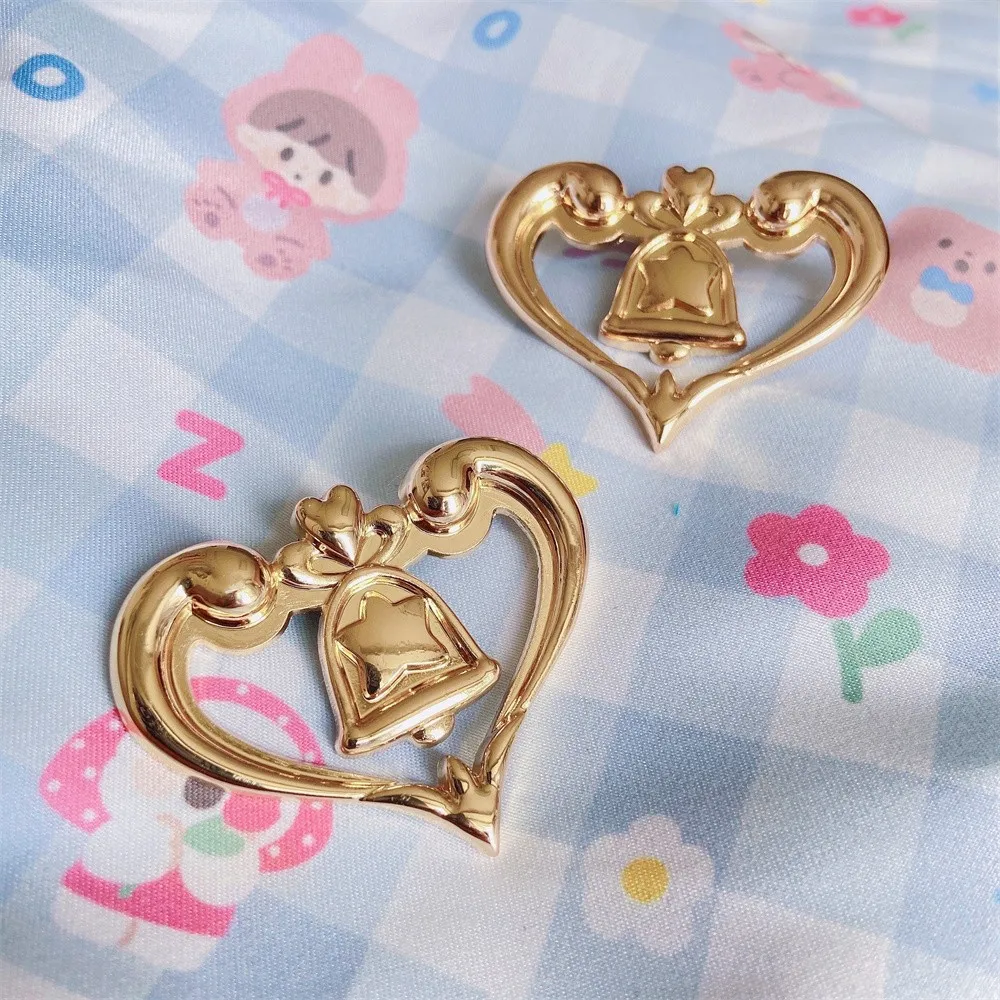 

Anime Twin Princesses of the Wonder Planet Fushigiboshi no Futagohime Gyu! Metal Brooch Pin For Clothes Badges Cosplay Jewelry