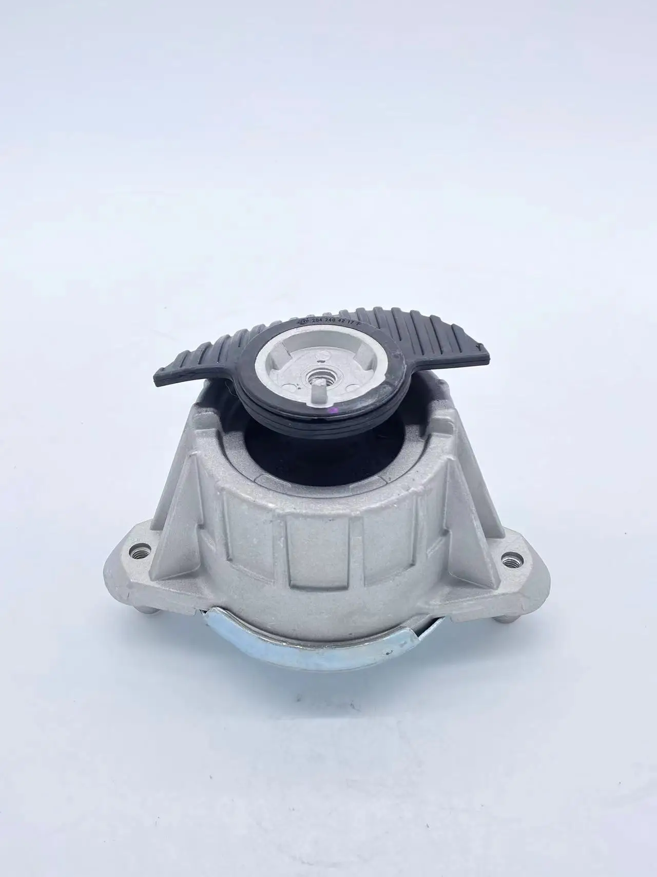

Engine Mounting For BENZ W204 C180 C200 C300 C230 C280 204-240-42-17