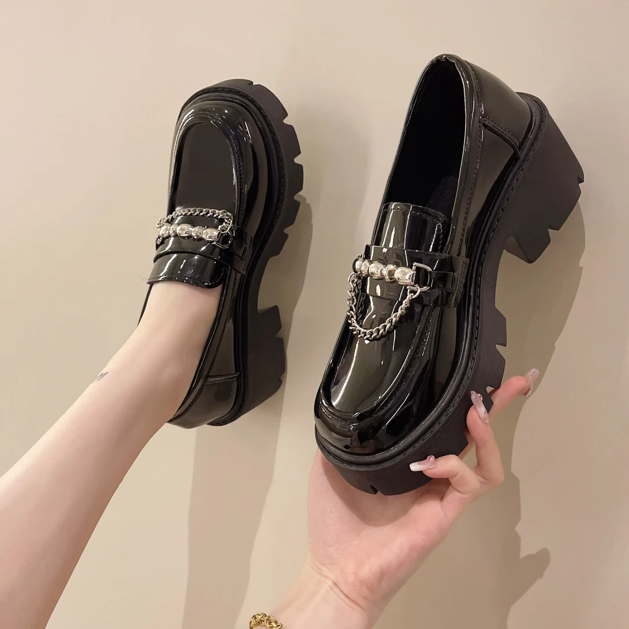 

Shoes On Heels British Style Clogs Platform Casual Female Sneakers Round Toe Loafers With Fur Oxfords Women's Mixed Colors Flats
