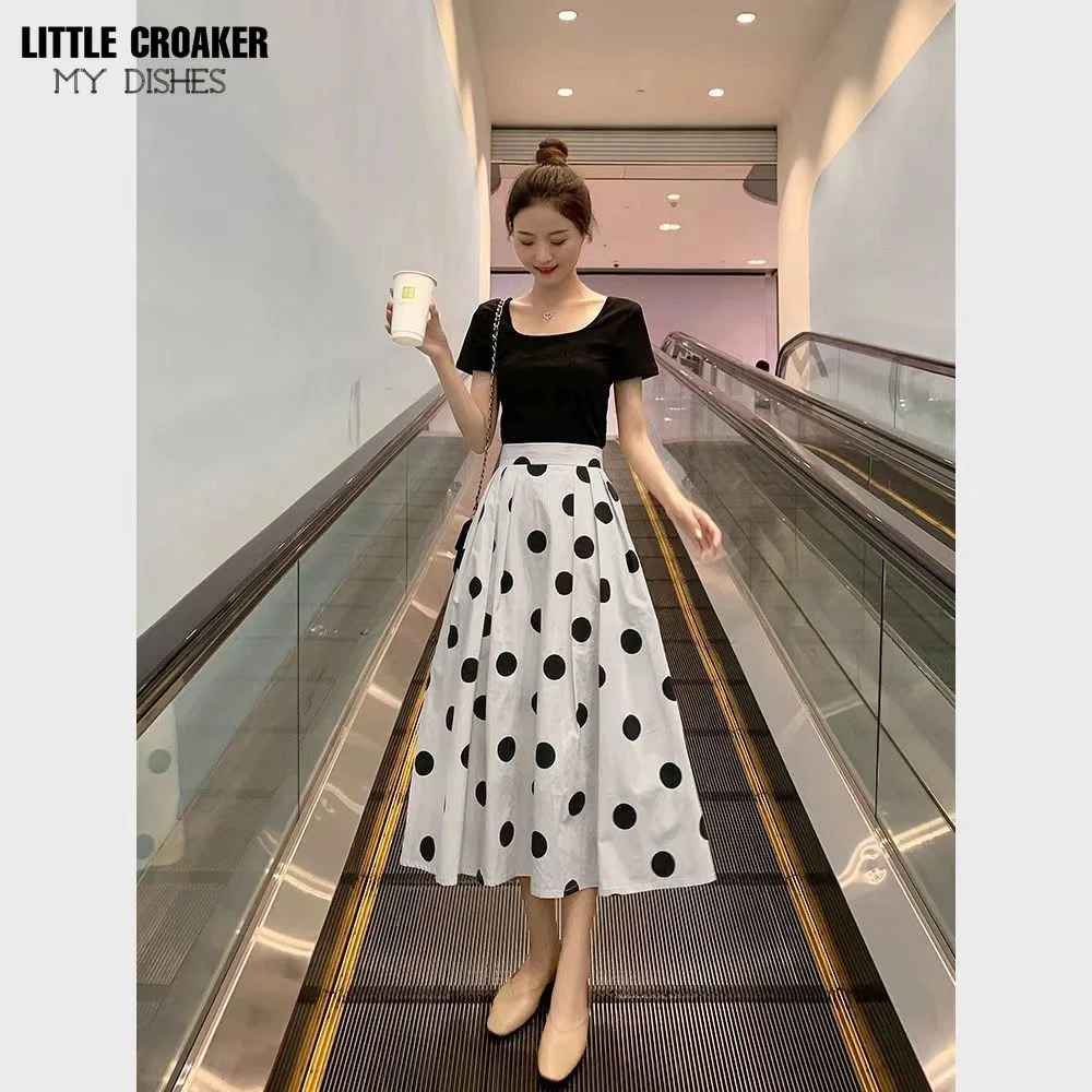 

Elegant Long Tulle Skirt Women for 2022 Spring Summer Korean School Checked High Waist Pleated Maxi Skirt Female Clothes